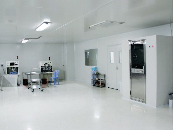 光學(xué)微電子廠房?jī)艋こ?、無(wú)塵車(chē)間工程設(shè)計(jì)中的優(yōu)缺點(diǎn)及原理